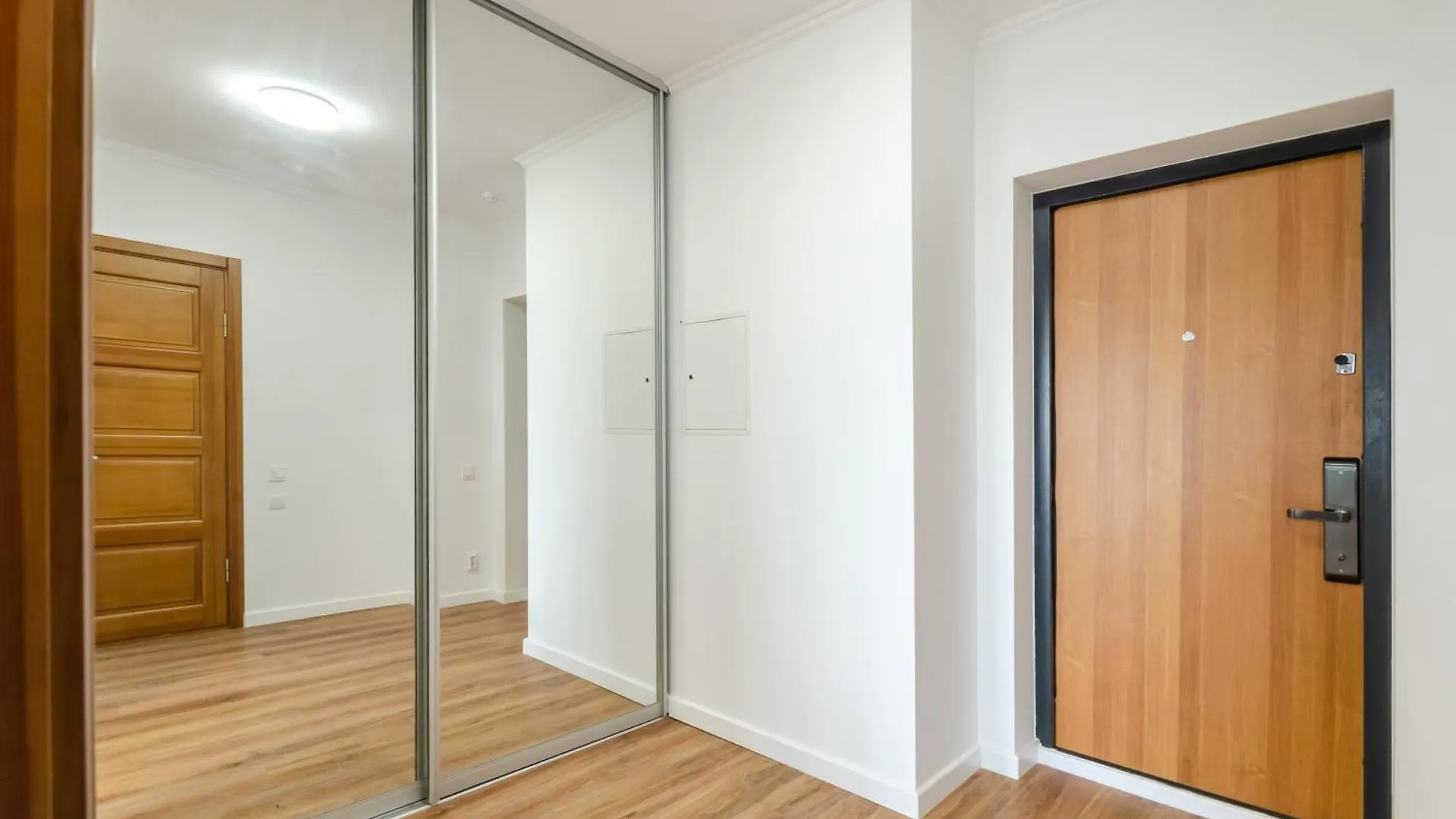 Petrovdom Apartment 7-27 In Rc Kvartet, 16Г Vasyl Lypkivskyi Street Kyiv Ukraine