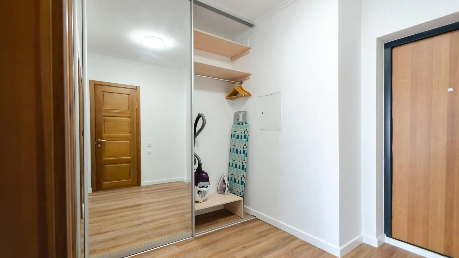 Petrovdom Apartment 7-27 In Rc Kvartet, 16Г Vasyl Lypkivskyi Street Kyiv