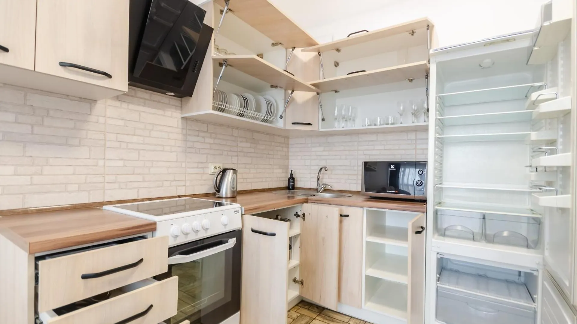 Petrovdom Apartment 7-27 In Rc Kvartet, 16Г Vasyl Lypkivskyi Street Kyiv