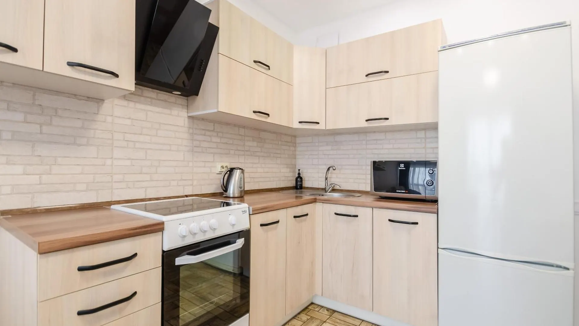 Petrovdom Apartment 7-27 In Rc Kvartet, 16Г Vasyl Lypkivskyi Street Kyiv 0*,