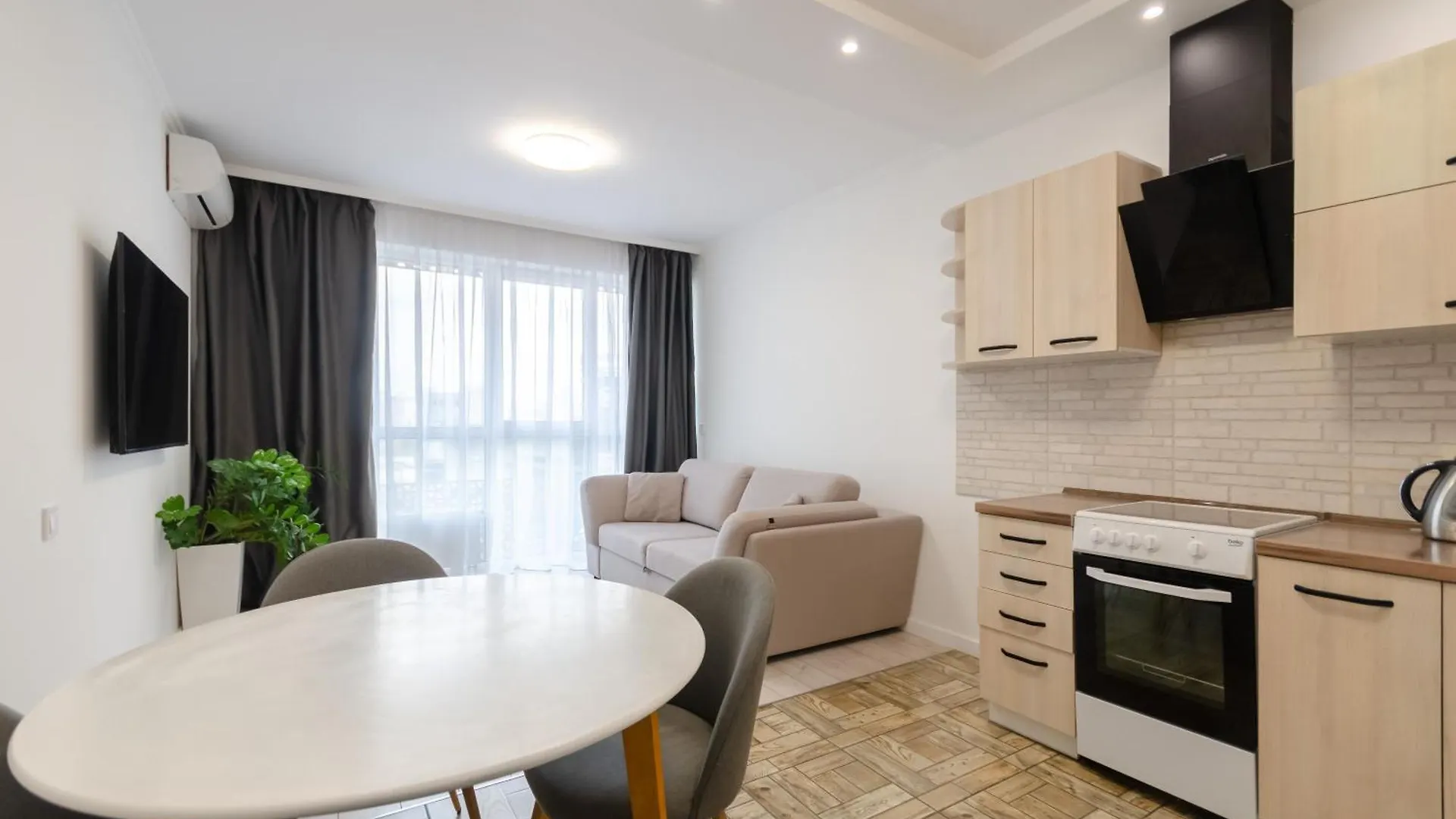 Petrovdom Apartment 7-27 In Rc Kvartet, 16Г Vasyl Lypkivskyi Street Kyiv